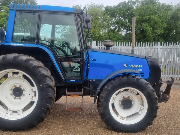 Chris Atkin & Son Ltd - Valmet 6600